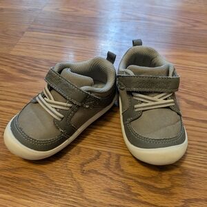 Stride Rite Kids' Gray Munchkin Shoes, size 5m (toddler)